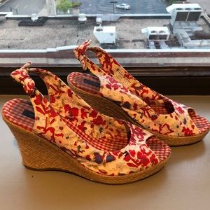 Tommy Hilfiger summer wedges size 10